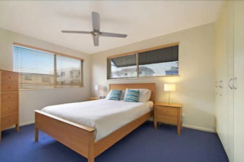 The Beach Houses - Hervey Bay Accommodation 2