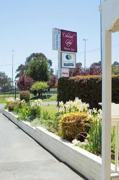 Colonial Lodge Motor Inn Yass - Hervey Bay Accommodation 3