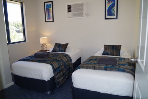 Kalbarri Blue Ocean Villas - Hervey Bay Accommodation 4