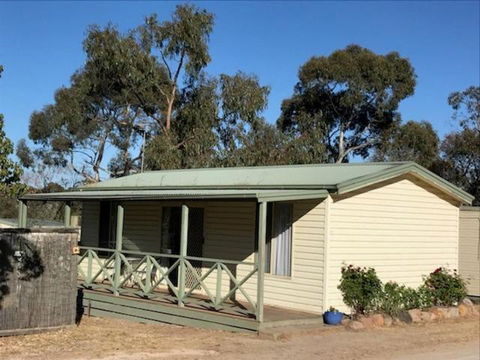 Stawell Park Caravan Park - Hervey Bay Accommodation 2