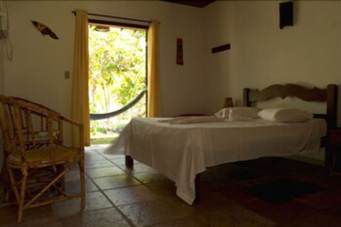 Emaroo Hotel Port Hughes - Hervey Bay Accommodation 6