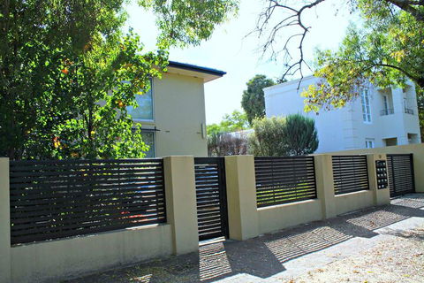 Adelaide DressCircle Apartments Childers Street - Tourism Hervey Bay 5