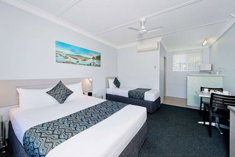 Haven Waters Motel & Apartments - Hervey Bay Accommodation 7