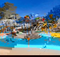 Discovery Parks  Lake Bonney - Hervey Bay Accommodation