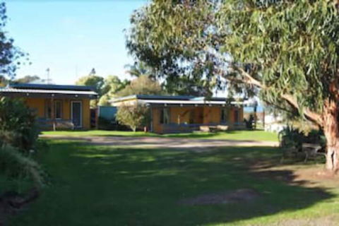 Casuarina Coastal Units - Tourism Hervey Bay 2
