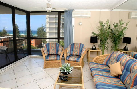 Burleigh Gardens North Hi-Rise - Hervey Bay Accommodation 5