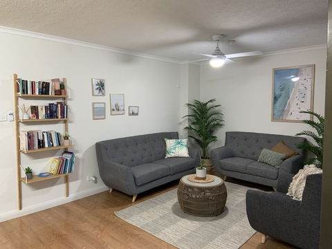 Burleigh Gardens North Hi-Rise - Hervey Bay Accommodation 1