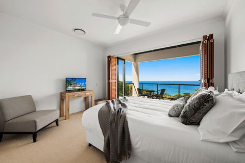Papillon Coolum - Hervey Bay Accommodation 3