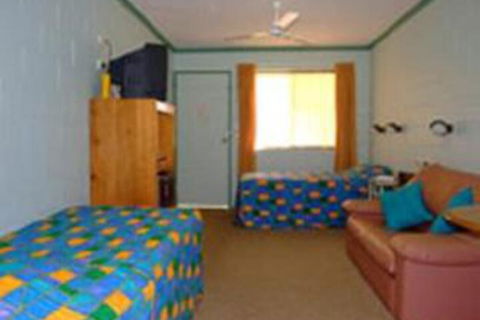 Buderim Motor Inn - Tourism Hervey Bay 0
