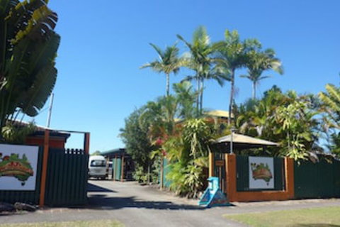 JJs Backpackers Hostel - Tourism Hervey Bay 0
