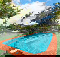 Moby Dick Waterfront Resort Motel - Tourism Hervey Bay