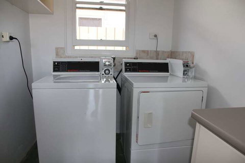 Tumut Apartments - Hervey Bay Accommodation 2