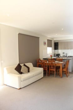 Central Shepparton Apartments - Hervey Bay Accommodation 0