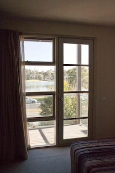 Central Shepparton Apartments - Hervey Bay Accommodation 2
