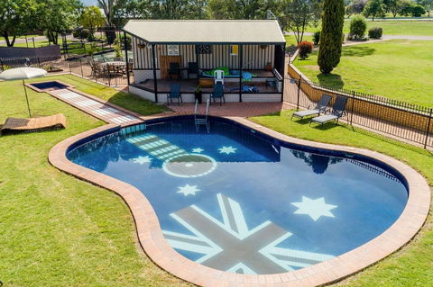 Econo Lodge Savannah Park Tamworth - Hervey Bay Accommodation 7