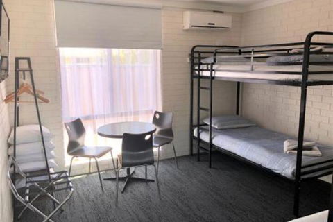 Amaroo Motel - Tourism Hervey Bay 2