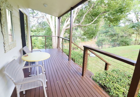 Apple Tree Cottage & Studio - Hervey Bay Accommodation 4