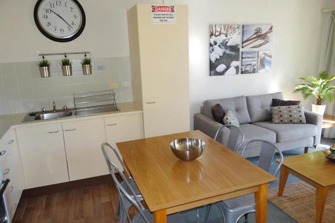 Kirwan Apartments 9 - Hervey Bay Accommodation 4