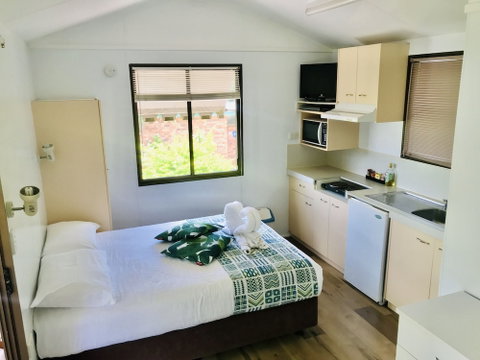 Lilyponds Holiday Park - Hervey Bay Accommodation 5
