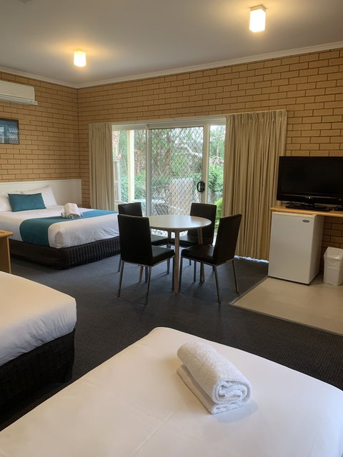 Port Campbell Parkview Motel & Apartments - Hervey Bay Accommodation 5