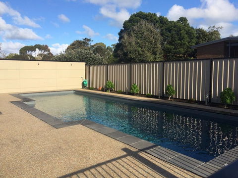 Seahorse Motel - Hervey Bay Accommodation 1