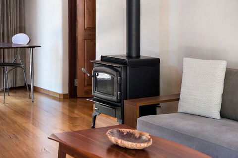 Aiyana Retreat - Tourism Hervey Bay 1