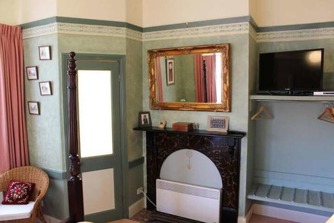 Ross B&B Accommodation - Hervey Bay Accommodation 7