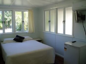 Hillcrest Guest House Cooktown - Hervey Bay Accommodation 5