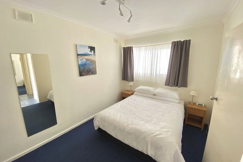 Esplanade Apartments At West Beach - Hervey Bay Accommodation 3