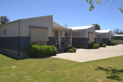 Ashleigh Court Motor Inn - Hervey Bay Accommodation 0