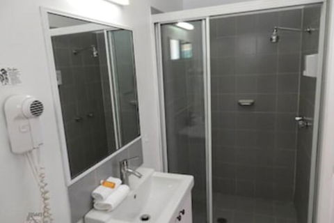 Ocean Shores Motel - Tourism Hervey Bay 4