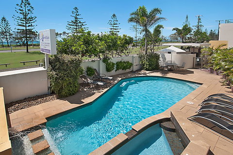 Meridian Alex Beach Apartments - Hervey Bay Accommodation 6