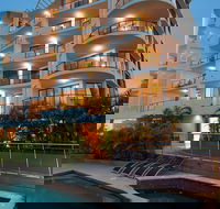 Meridian Alex Beach Apartments - Hervey Bay Accommodation