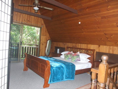 Springbrook Mountain Chalets - Hervey Bay Accommodation 6