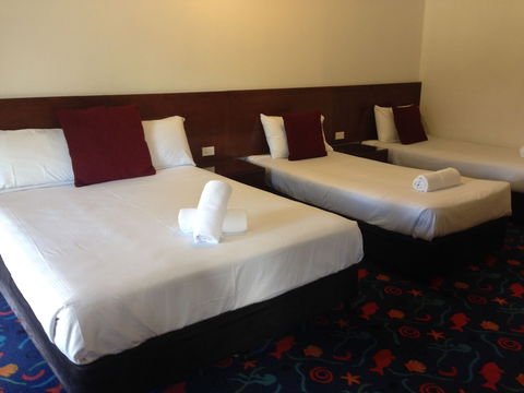 Newcastle Links Motel - Hervey Bay Accommodation 3