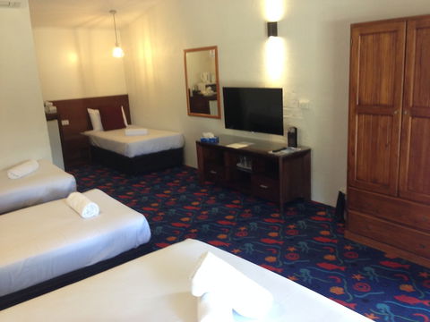 Newcastle Links Motel - Hervey Bay Accommodation 6