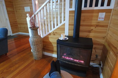 Sails Elegant Spacious Beach Villa - Hervey Bay Accommodation 1
