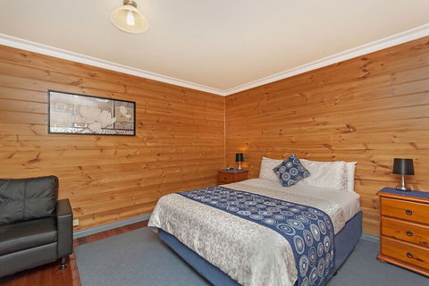 Sails Elegant Spacious Beach Villa - Hervey Bay Accommodation 4