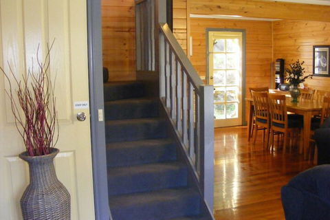 Sails Elegant Spacious Beach Villa - Hervey Bay Accommodation 5
