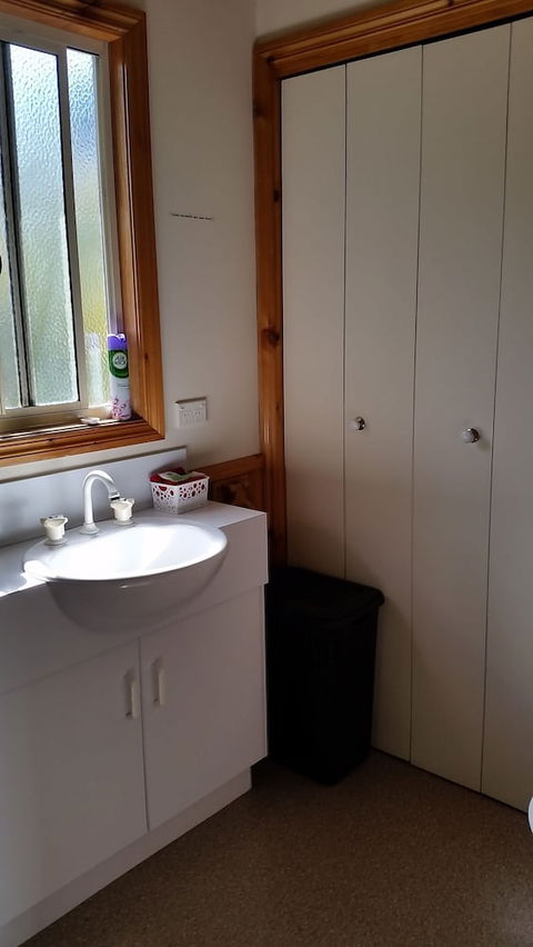 Awonga Cottages - Tourism Hervey Bay 4