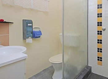 Breeze Inn Ulladulla - Hervey Bay Accommodation 3