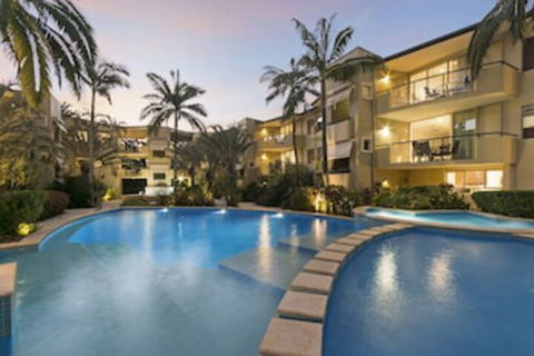 Montpellier Boutique Resort - Hervey Bay Accommodation 0