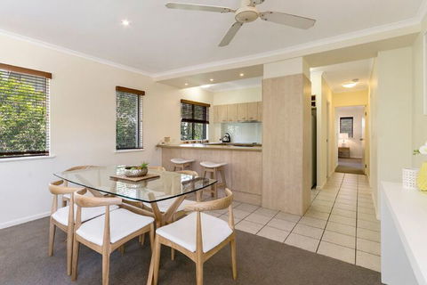 Montpellier Boutique Resort - Hervey Bay Accommodation 4