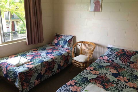 Villa Shangri-la - Tourism Hervey Bay 6