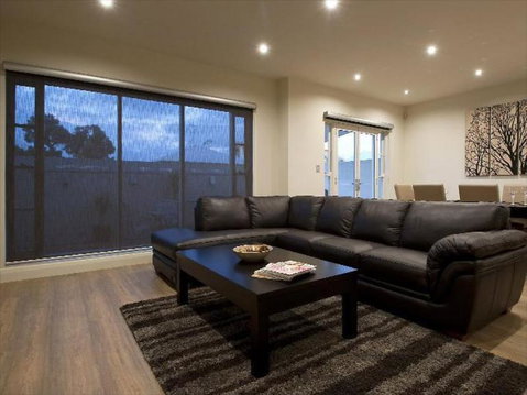 Precinct On Jardine Accommodation - Hervey Bay Accommodation 4