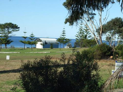 Blue Waters Four - Hervey Bay Accommodation 1