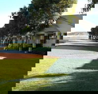 Pelican Shore Villas - Hervey Bay Accommodation