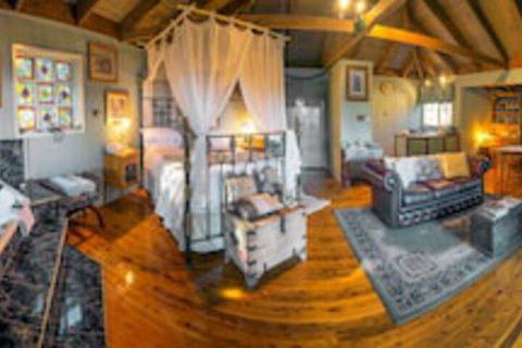 Observatory Cottages - Hervey Bay Accommodation 0