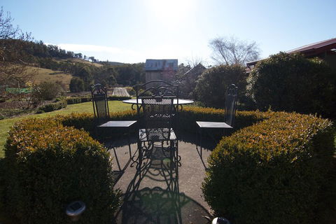Hamlet Downs Country Accommodation - Tourism Hervey Bay 2