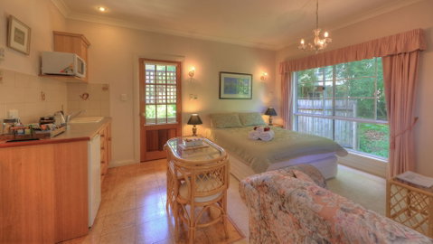 Chalets Lumineux - Hervey Bay Accommodation 2